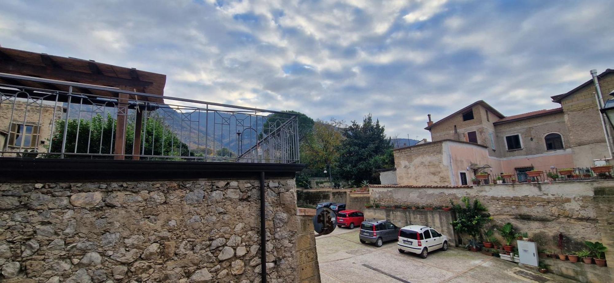 Palazzo Riccardi Aparthotel Solopaca Exterior photo